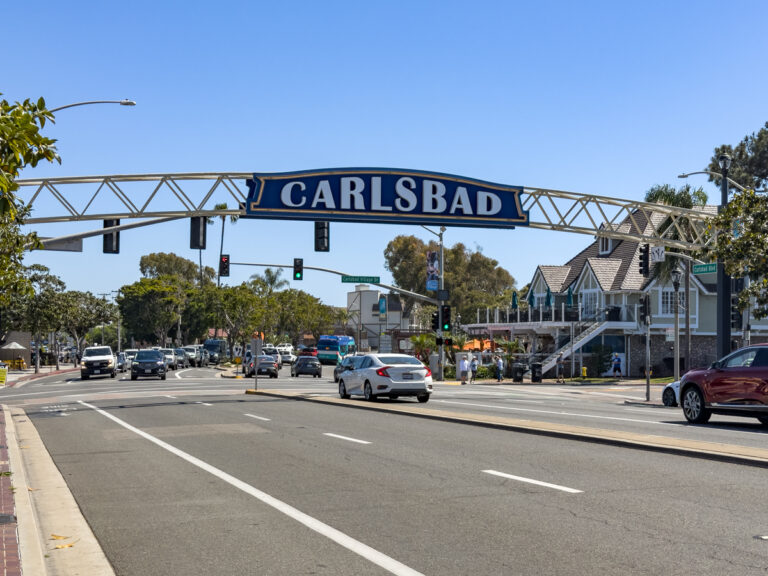 Carlsbad city entrance sigh